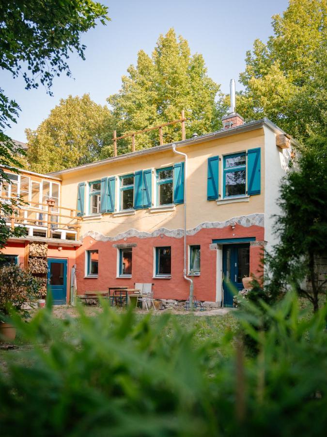 The Upholstery Tinyhouse Deluxe Eco Chalet Kreativ Citynah Chemnitz Buitenkant foto