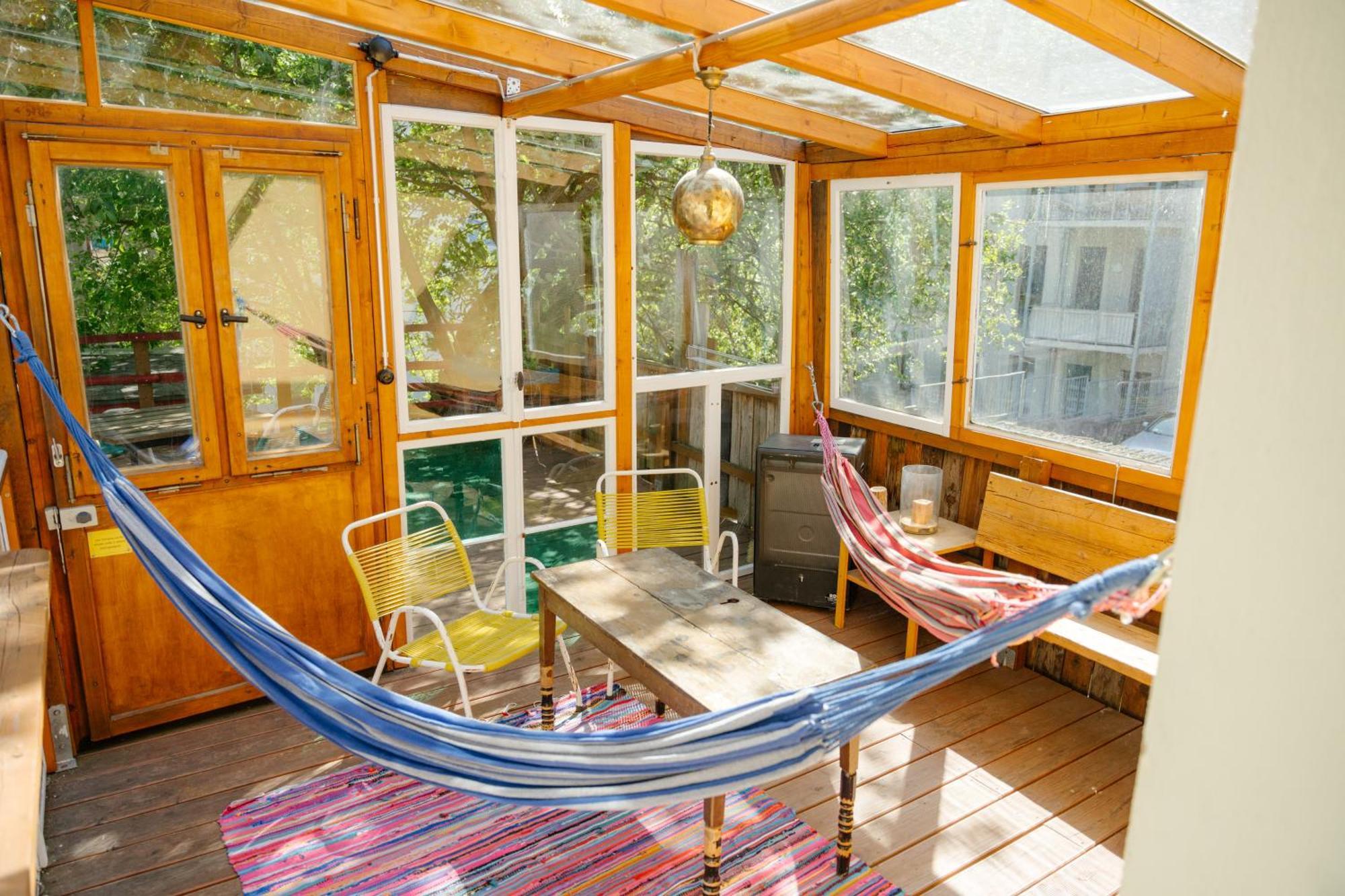 The Upholstery Tinyhouse Deluxe Eco Chalet Kreativ Citynah Chemnitz Buitenkant foto