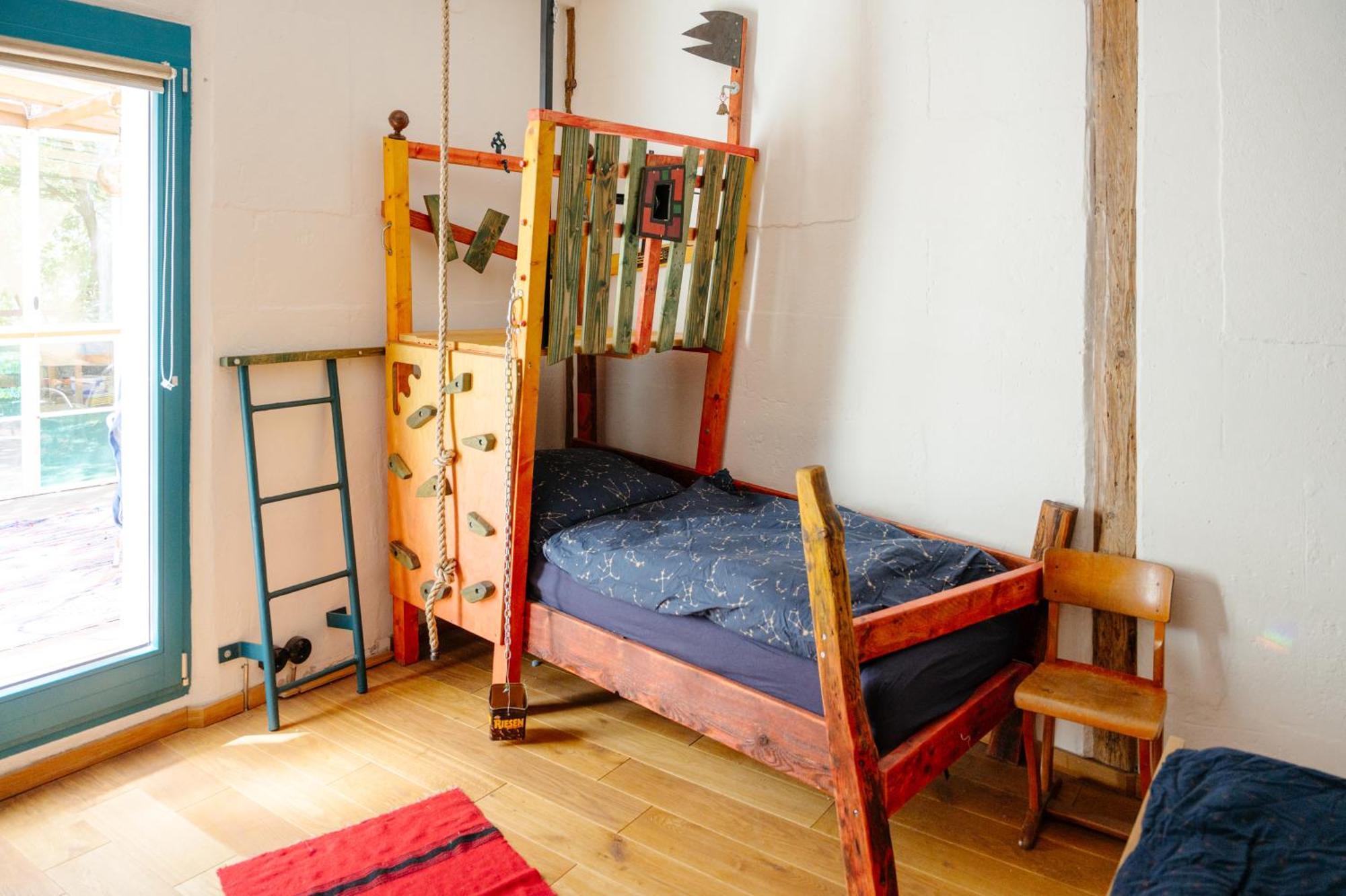 The Upholstery Tinyhouse Deluxe Eco Chalet Kreativ Citynah Chemnitz Buitenkant foto