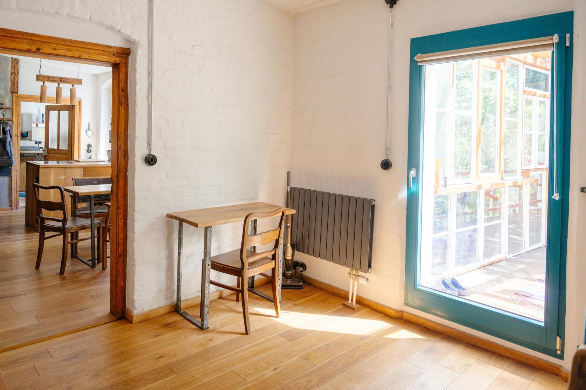 The Upholstery Tinyhouse Deluxe Eco Chalet Kreativ Citynah Chemnitz Buitenkant foto